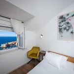 Mariana